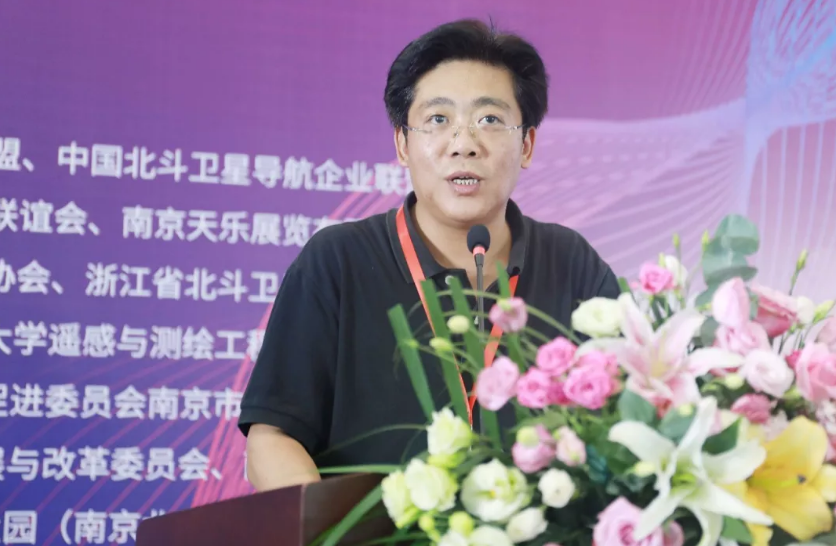 北京衛星導航生產(chǎn)力促進(jìn)中心主任李冬航